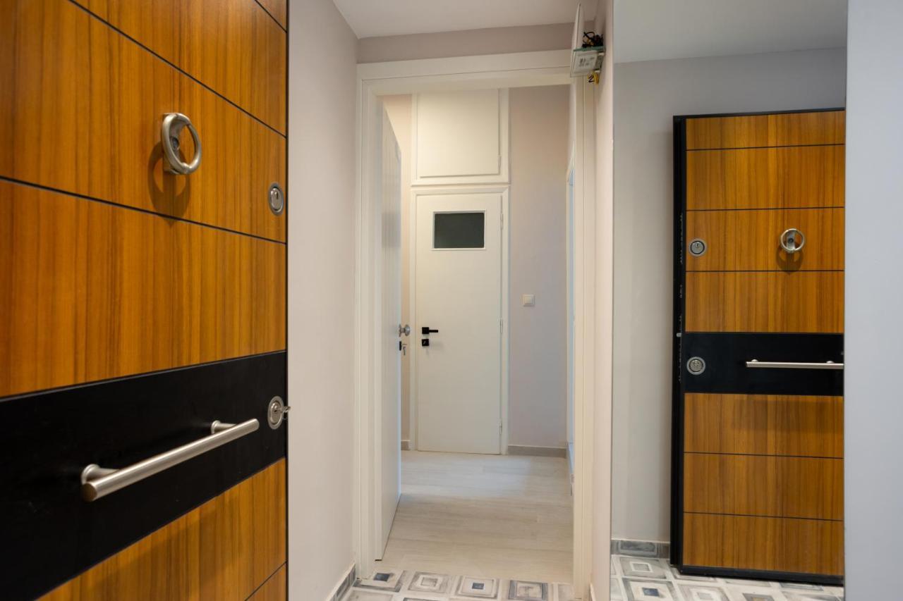 Scirocco Apartment In Corfu Center Eksteriør bilde